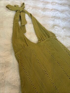 SHEIN Olive-Green Knit Halter Top